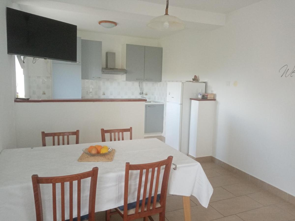Apartments Marina Лопар Екстериор снимка