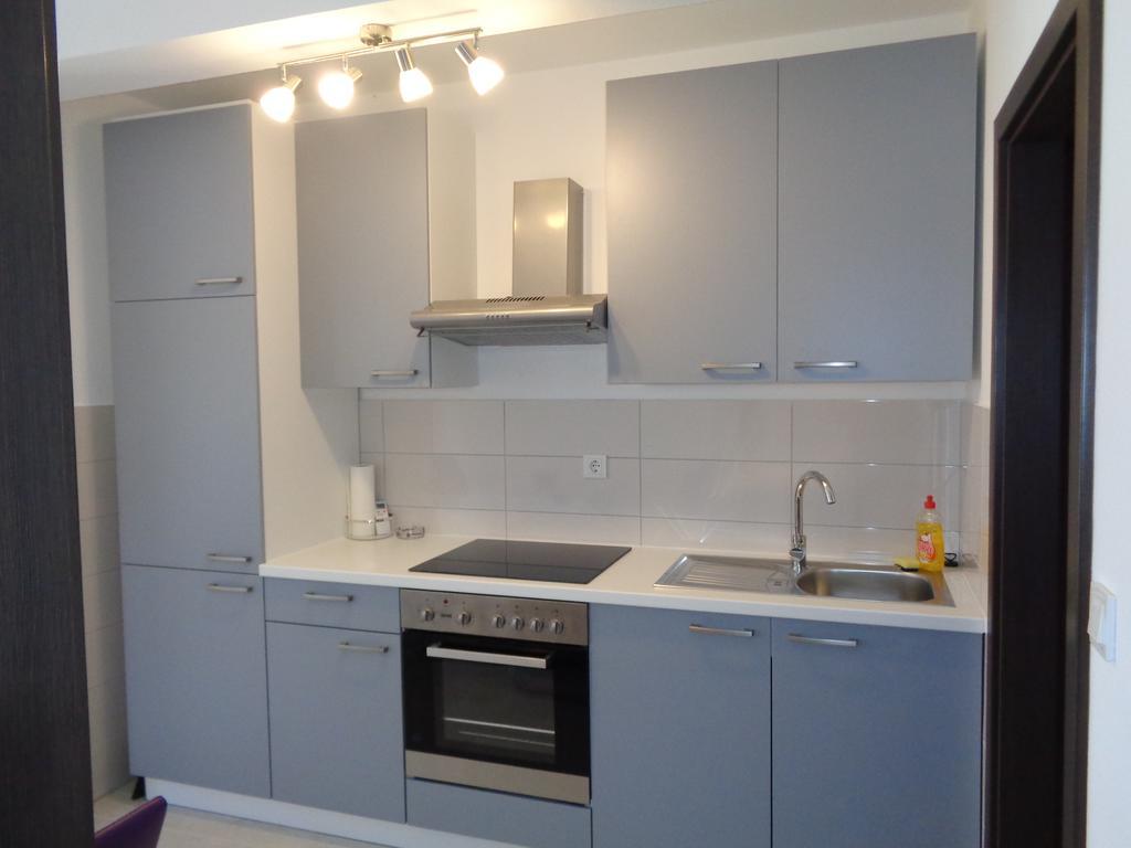 Apartments Marina Лопар Екстериор снимка