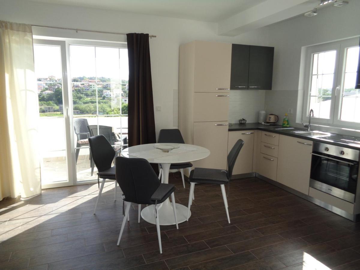 Apartments Marina Лопар Екстериор снимка