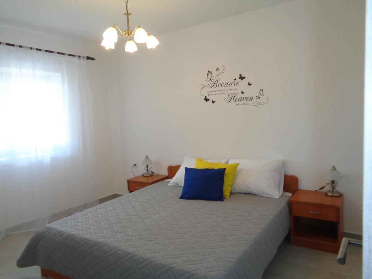 Apartments Marina Лопар Екстериор снимка